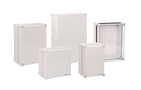 What types and specifications are there for waterproof junction boxes?